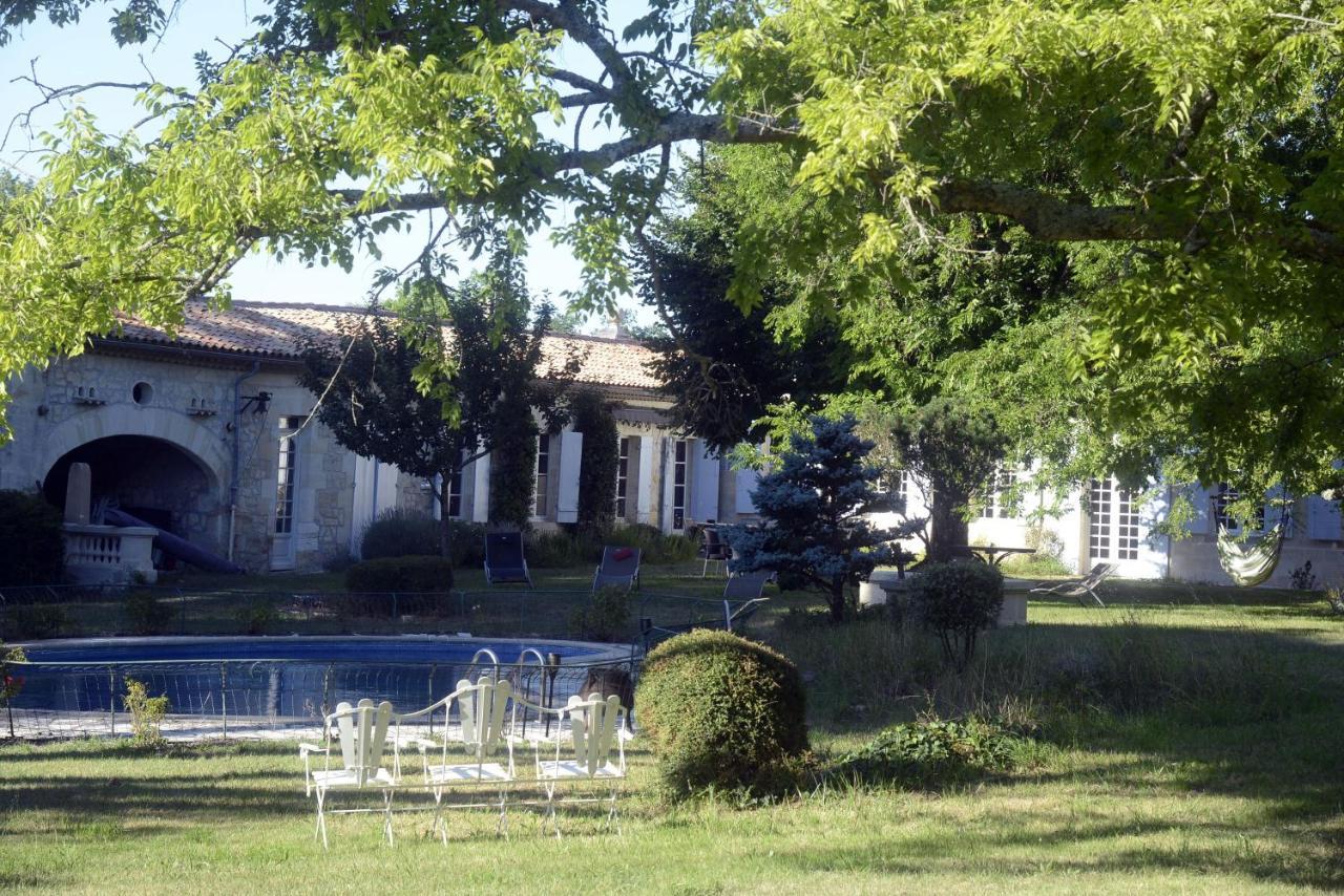 Chateau Rosemont - Grande Maison Familiale Campagne Dans Le Medoc Avec Piscine Et Tennis A 15 Mn Bordeaux Labarde 외부 사진