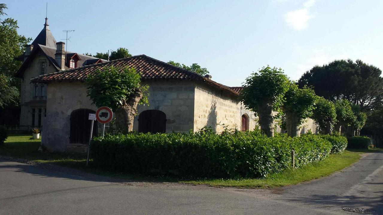 Chateau Rosemont - Grande Maison Familiale Campagne Dans Le Medoc Avec Piscine Et Tennis A 15 Mn Bordeaux Labarde 외부 사진