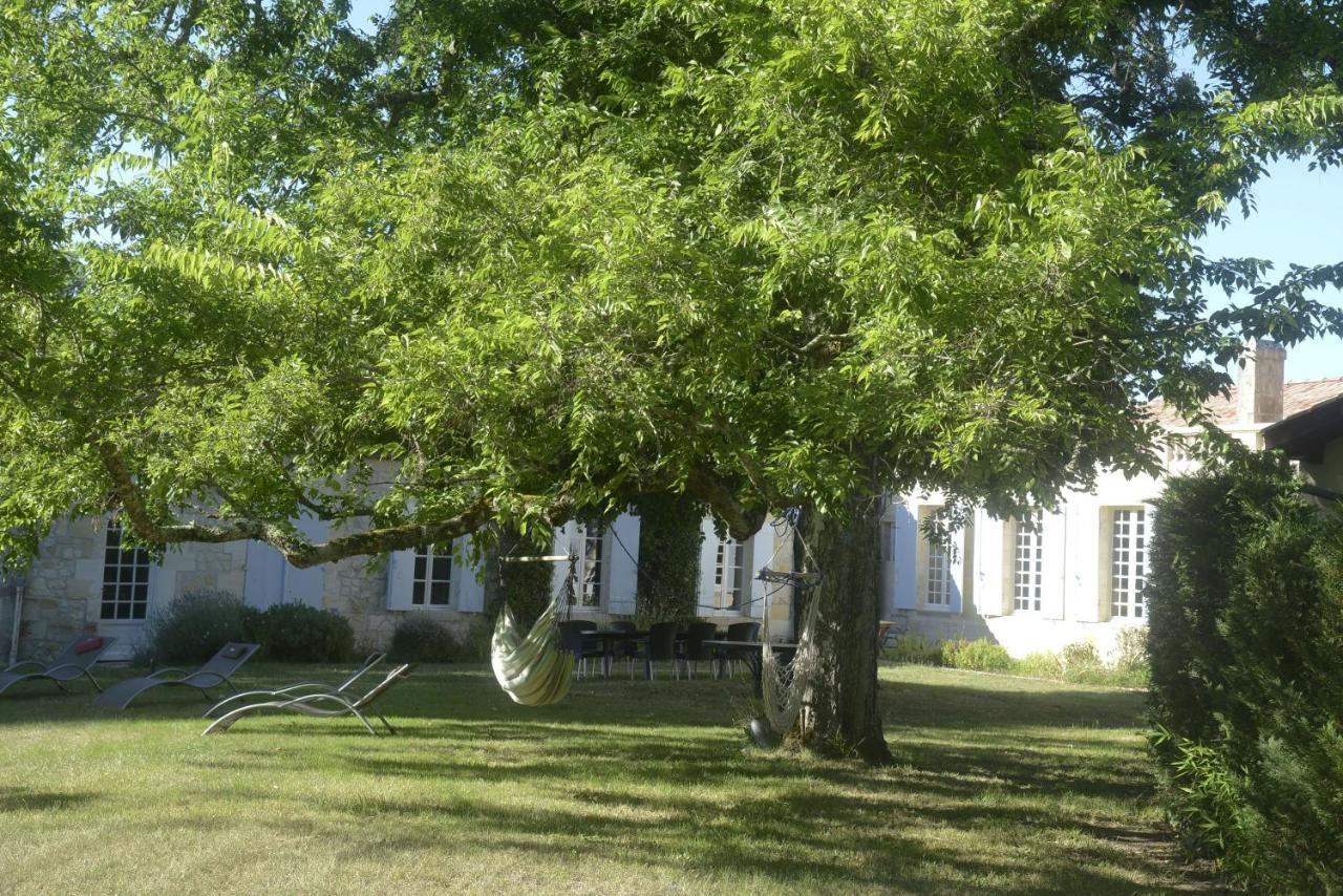 Chateau Rosemont - Grande Maison Familiale Campagne Dans Le Medoc Avec Piscine Et Tennis A 15 Mn Bordeaux Labarde 외부 사진